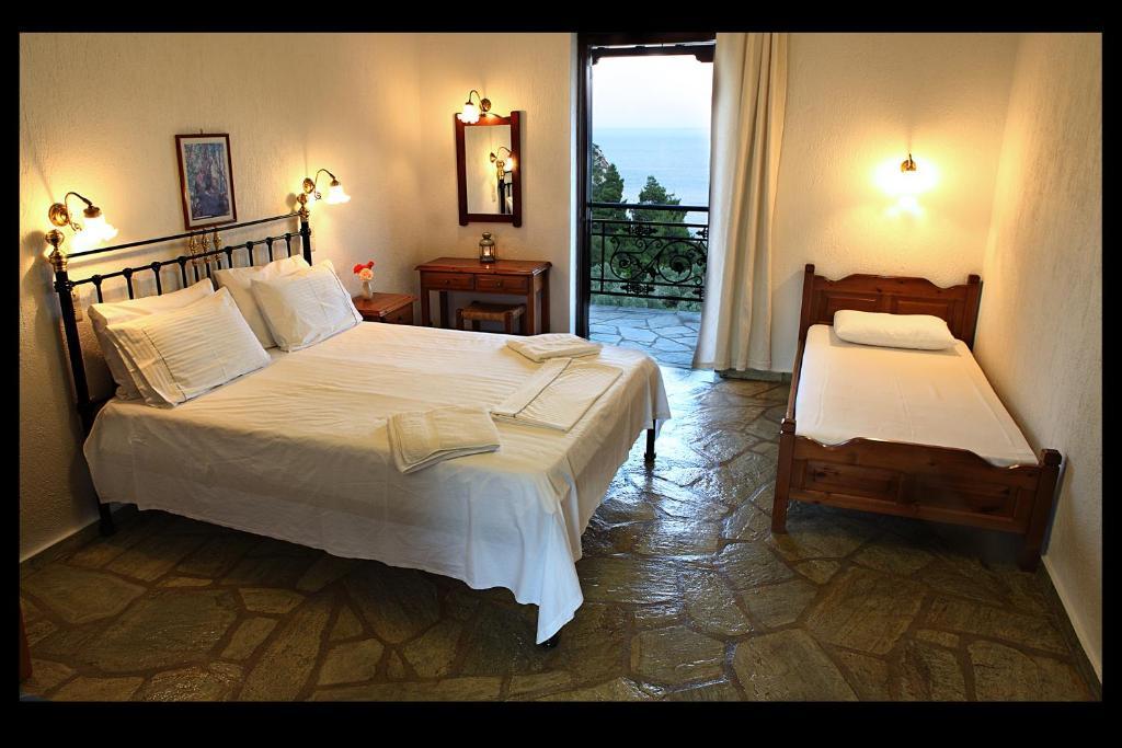 Mando Beachfront Stafylos Chambre photo